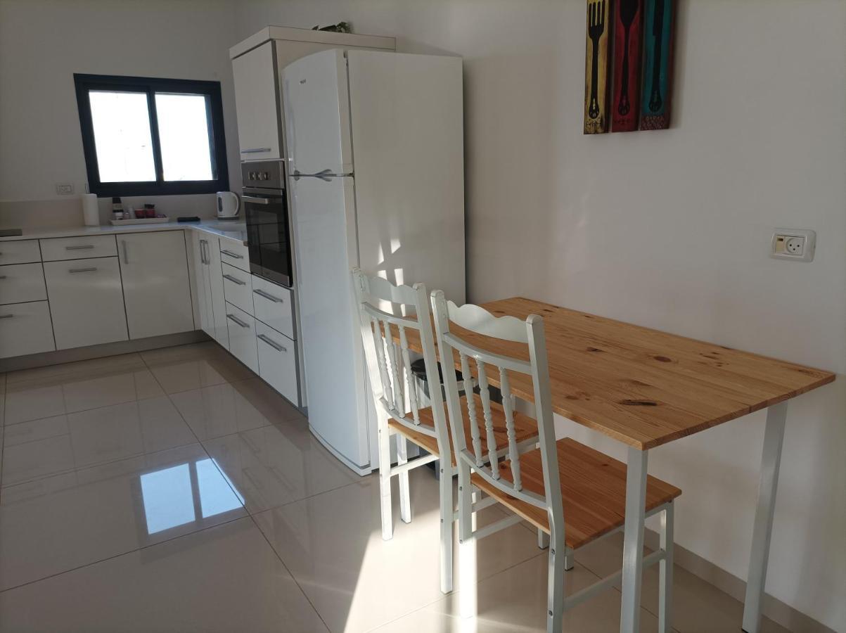 נוגה בגולן Katzrin Exterior foto